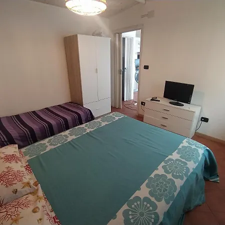 Con Terrazzo Sul Mare Teocle Lägenhet