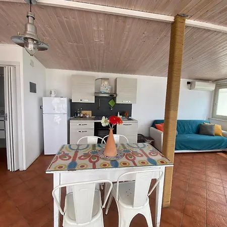 Con Terrazzo Sul Mare Teocle Lägenhet *